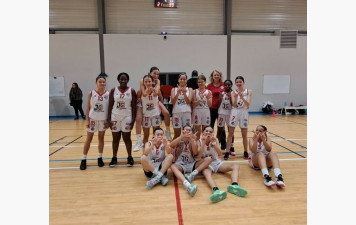 U15F 1er match à Mazeres (09)