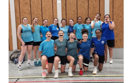 Movember chez nos U18 .. moustache ! 